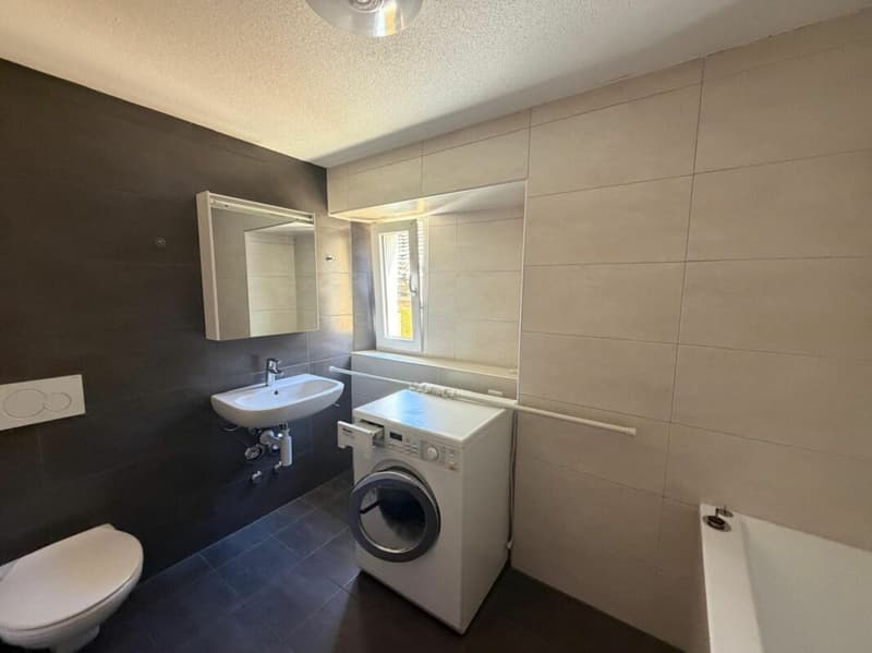 St-Imier, magnificent 3.5-room apartment with elevator (5)