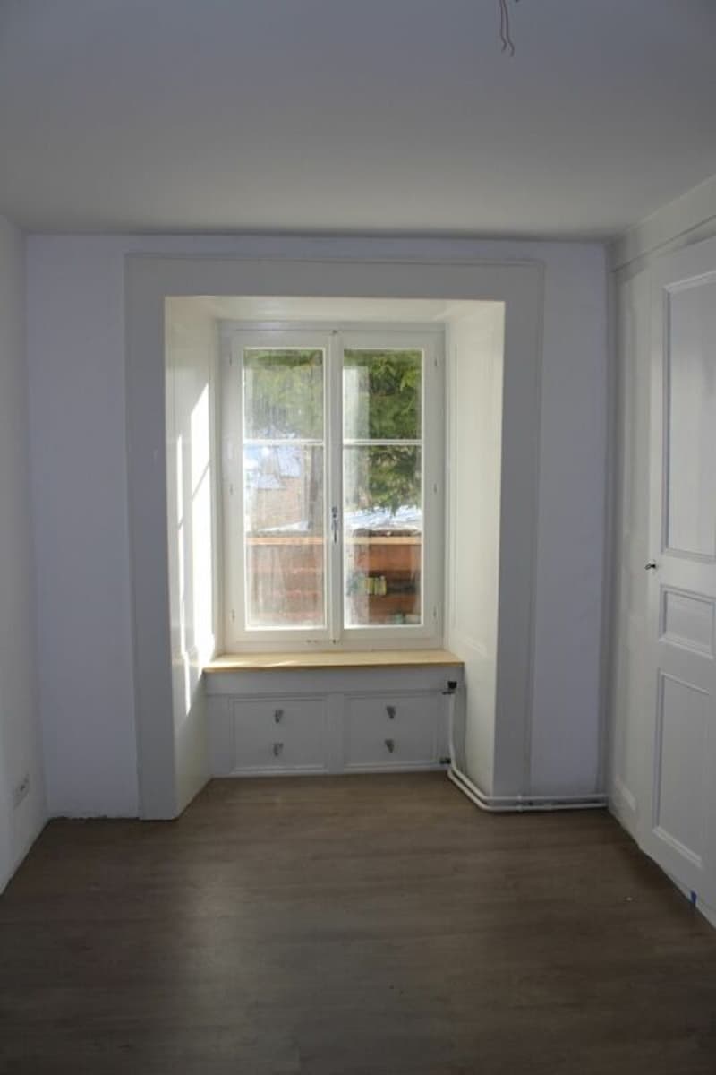St-Imier, lovely 1.5-room apartment (2)