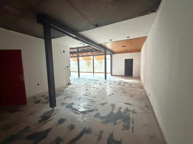 St-Imier, bureau / cabinet idéalement situé de 260 m2 (3)