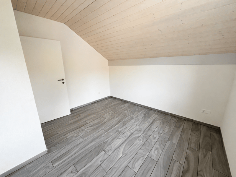 Tavannes, magnifique duplex de 5.5 pièces au 1er/2ème avec balcon (11)