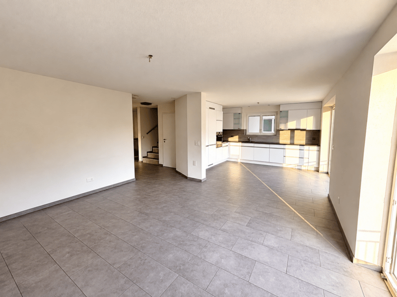 Tavannes, magnifique duplex de 5.5 pièces au 1er/2ème avec balcon (1)