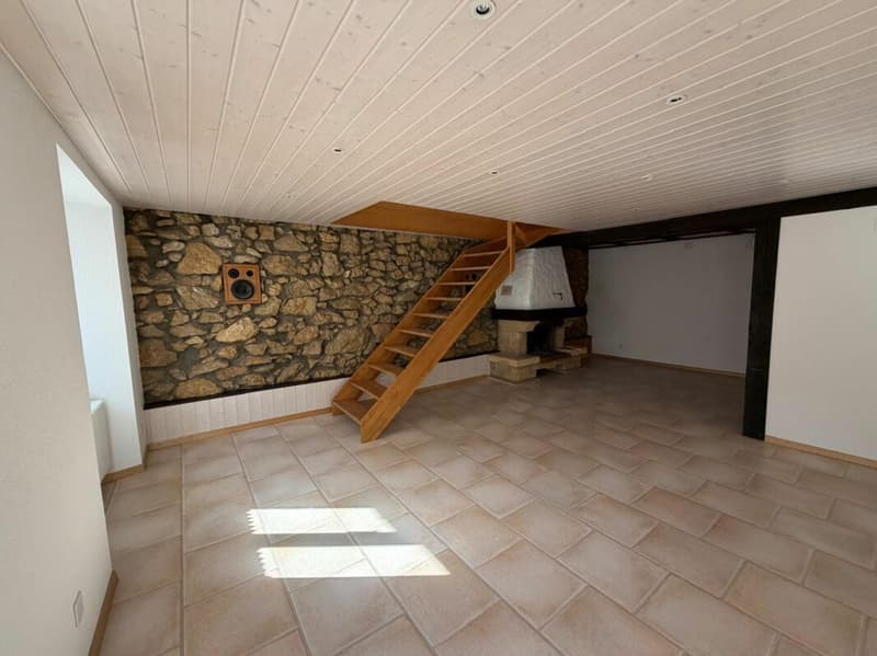 St-Imier, magnifique duplex de 4.5 pièces au 3ème étage avec terrasse commune (7)