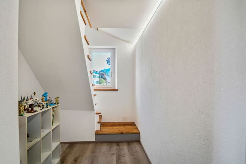 Sonvilier, maison de 5.5 pièces rénovée avec une surface louée (8)