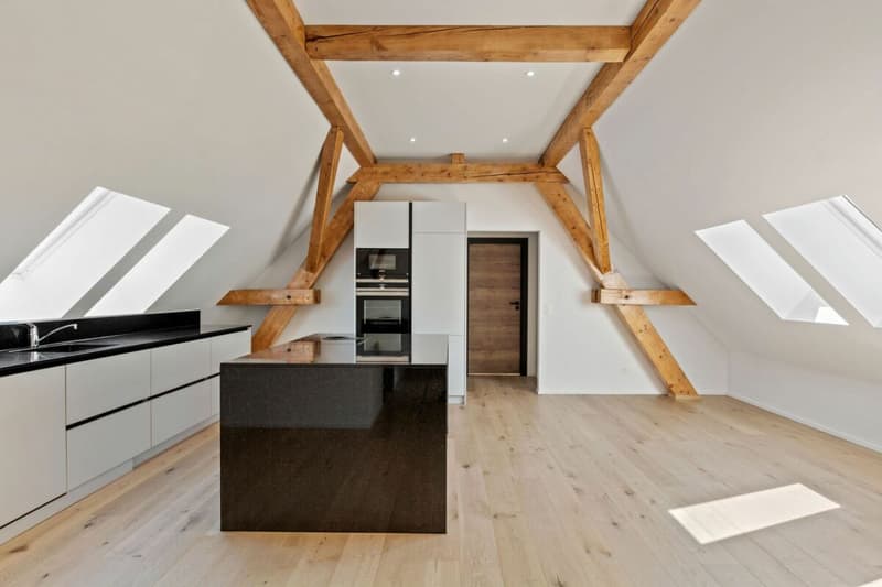 Courtelary, magnifique appartement de 4.5 pièces dans les combles (1)