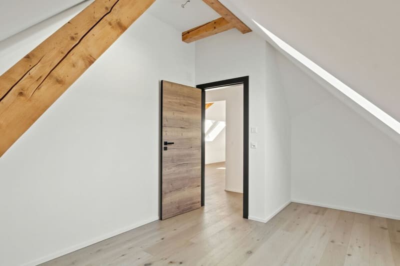 Courtelary, magnifique appartement de 4.5 pièces dans les combles (10)
