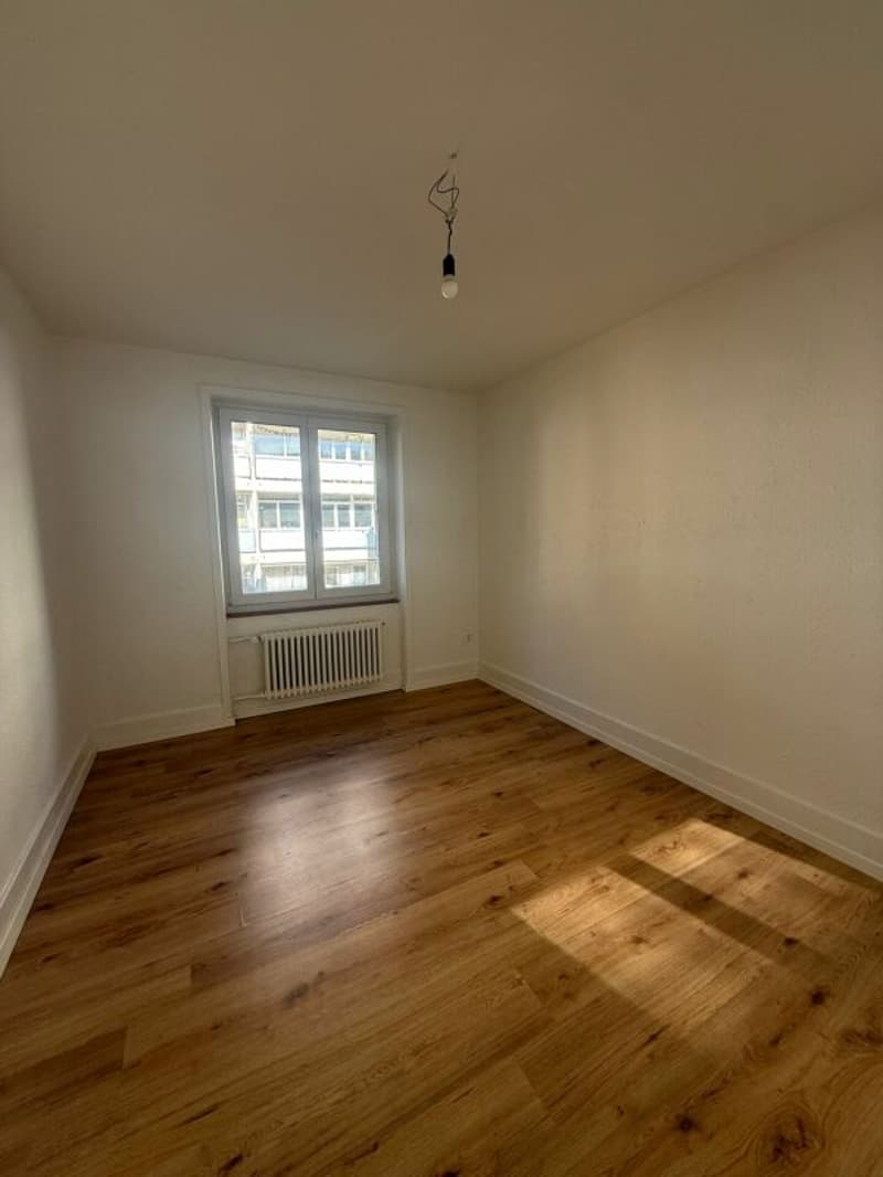 St-Imier, joli appartement de 2.5 pièces avec balcon (3)