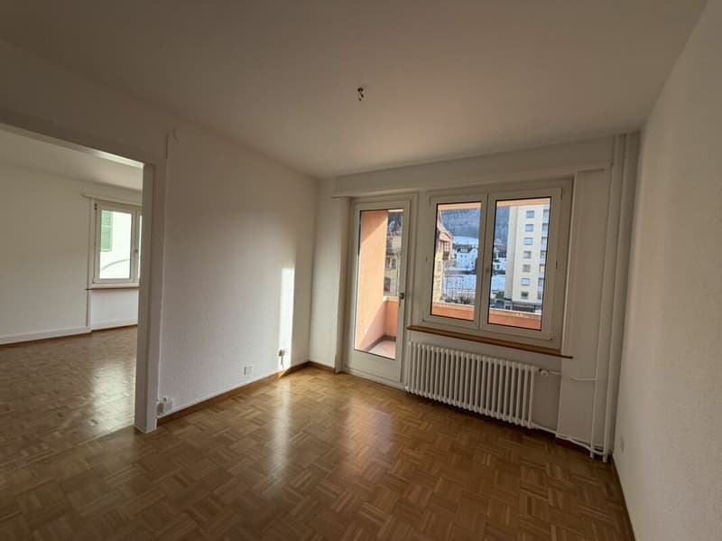 Tavannes, bel appartement de 4.5 pièces au 2ème étage avec ascenseur (2)
