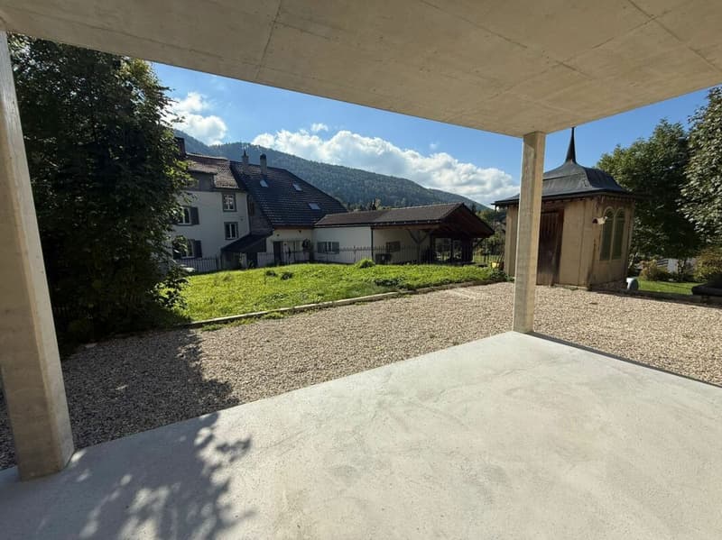 Sonvilier, magnifique appartement de 2.5 pièces au rez avec balcon (1)
