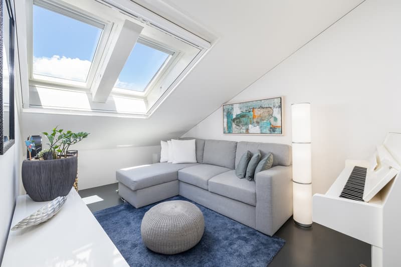 Exclusive 4.5-room attic loft on 2 floors – trendy living with style (6)