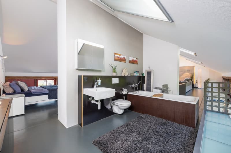 Exclusive 4.5-room attic loft on 2 floors – trendy living with style (11)