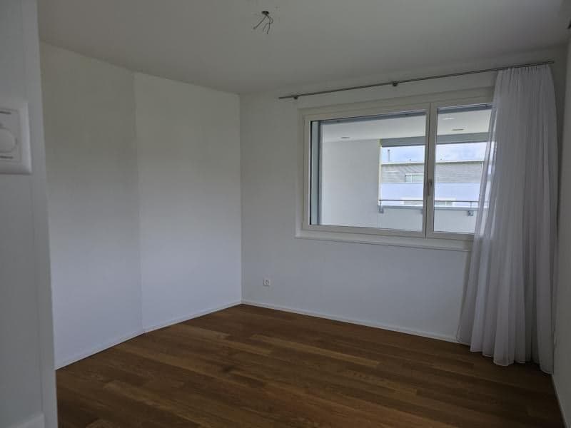 Bright 4.5-room Minergie-P apartment in Dornach (14)