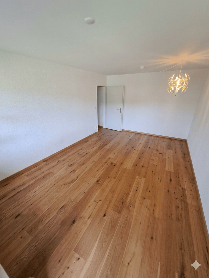 Charming 4.5-room apartment with balcony and beautiful view in Therwil (4)