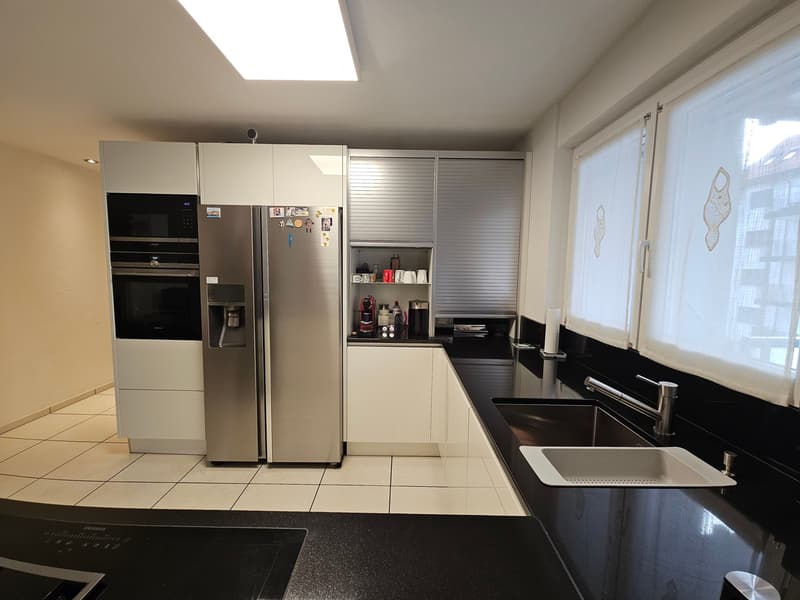 Ruhiges Wohnen, nah in der City in 4-Zimmer-Wohnung mit Balkon inkl. 1 Parkplatz  in Binningen (11)