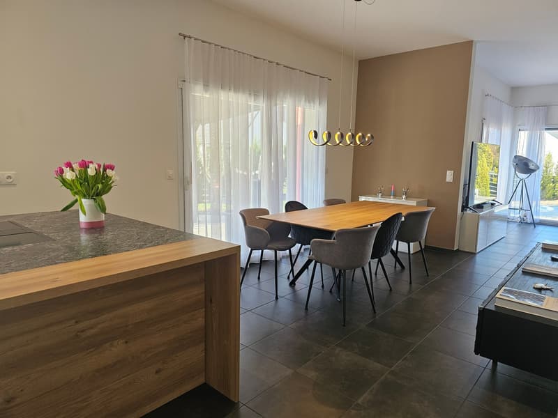Casa unifamiliare moderna di 6 camere con piscina in una zona tranquilla di Leymen (28)