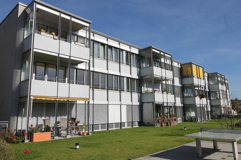 Appartement de 3,5 pièces au centre d'Ettingen avec ascenseur (1)