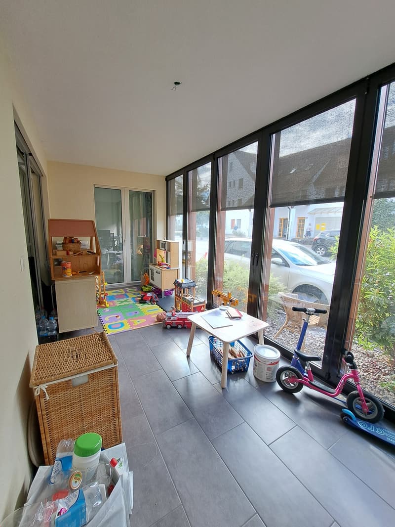 Appartement ensoleillé de 4,5 pièces au rez-de-chaussée à Ettingen – familial et calme (5)