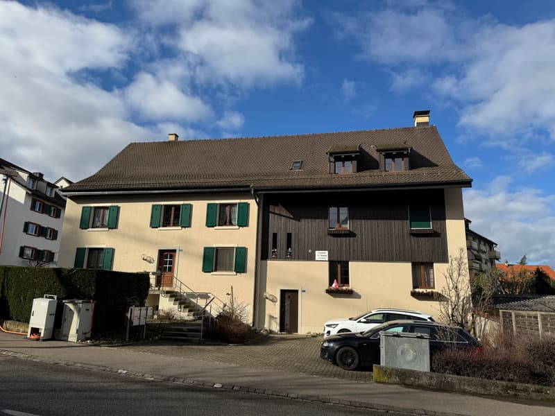 Charmante 3-Zimmer-Wohnung mit Balkon in Witterswil (2)