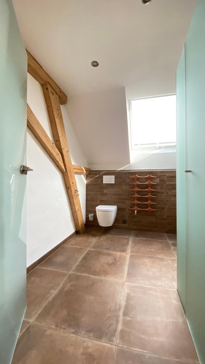 Appartement enchanté de 3,5 pièces avec chic de chalet au centre du village de Bettlach (12)