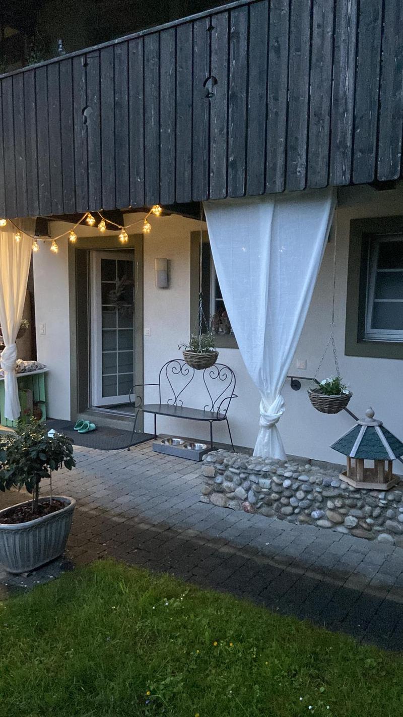 Charming 2.5-room old building apartment with terrace in Subingen (12)
