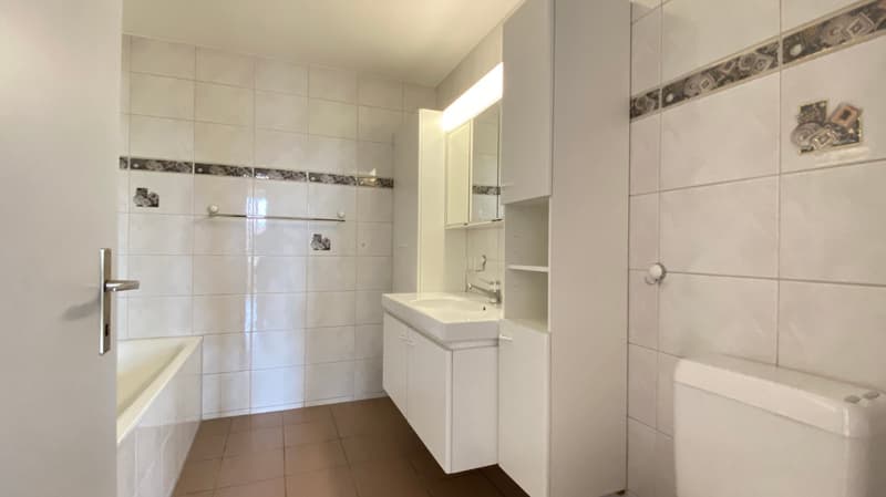 Badezimmer mit Wanne
