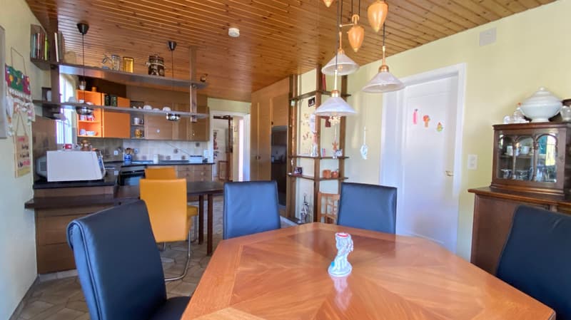 🌟 8-room single-family house with pool and versatile room offer in Niederbipp (6)