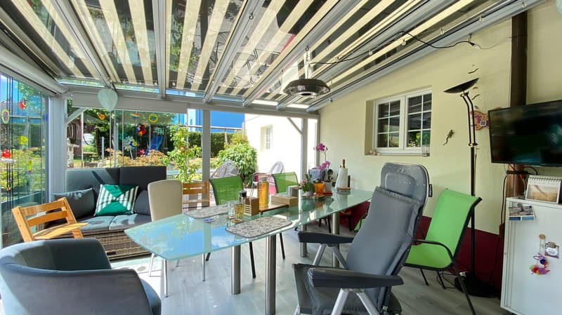 🌟 8-Zimmer-Einfamilienhaus mit Pool und vielseitigem Raumangebot in Niederbipp (17)