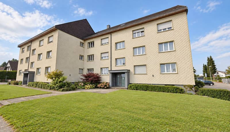 Ruhige 3.5-Zimmer-Wohnung mit Balkon in Etziken – ab sofort verfügbar! (1)
