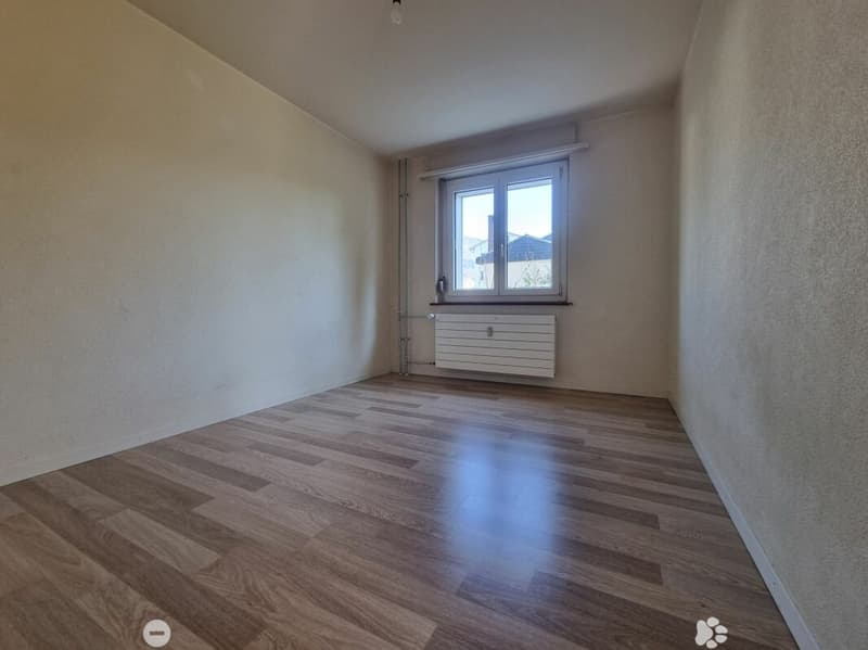 Charmante 3.5-Zimmer-Wohnung an zentraler Lage in Biel (5)