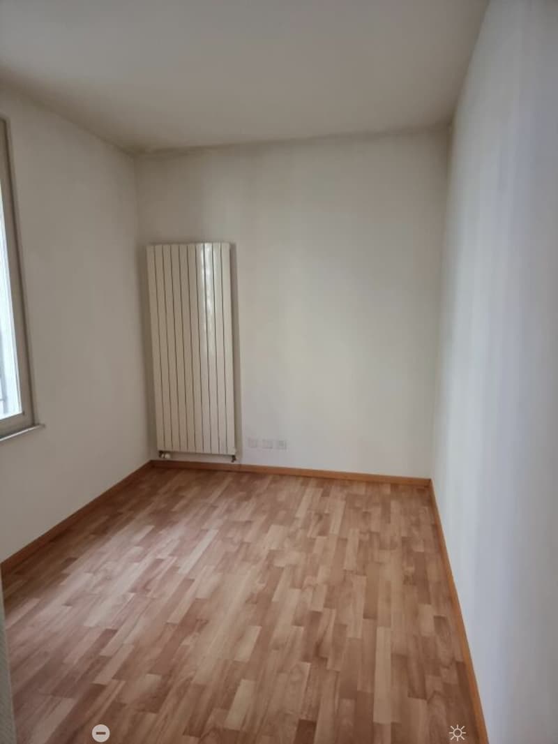 Grosszügige 4.5-Zimmer-Erdgeschosswohnung mit Aussensitzplatz (4)