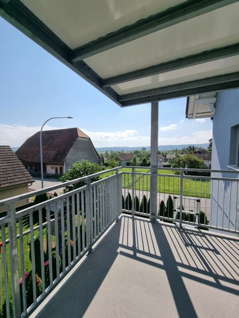 Brand new 5.5-room apartment with balcony for rent in Meinisberg (7)