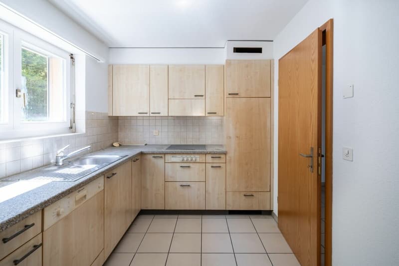 Helle 3.5-Zimmer-Wohnung mit Balkon in Safnern (9)