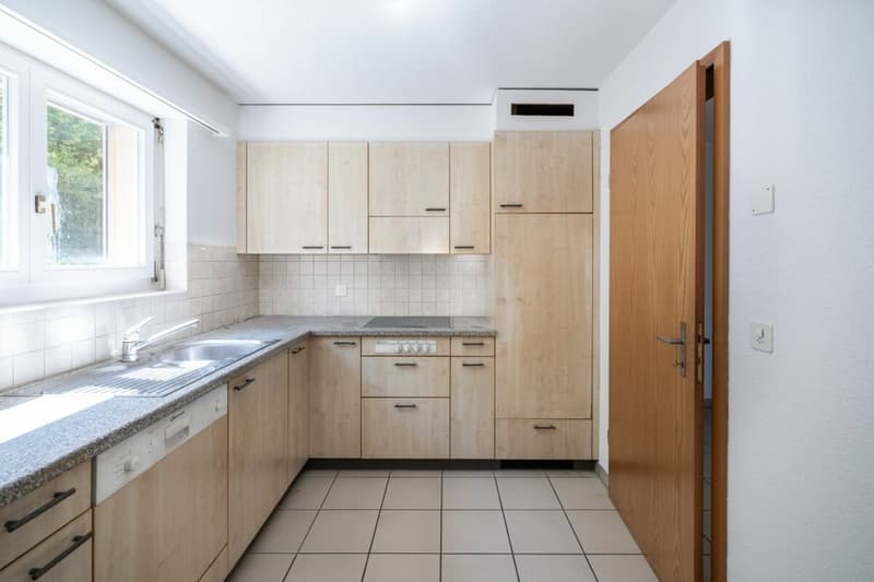 Helle 3.5-Zimmer-Wohnung mit Balkon in Safnern (9)