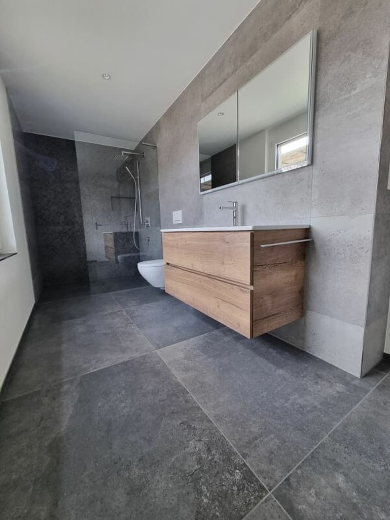 Modernes Wohnen mit Stil - attraktive 3.5-Zimmer-Wohnung mit offener Küche (9)