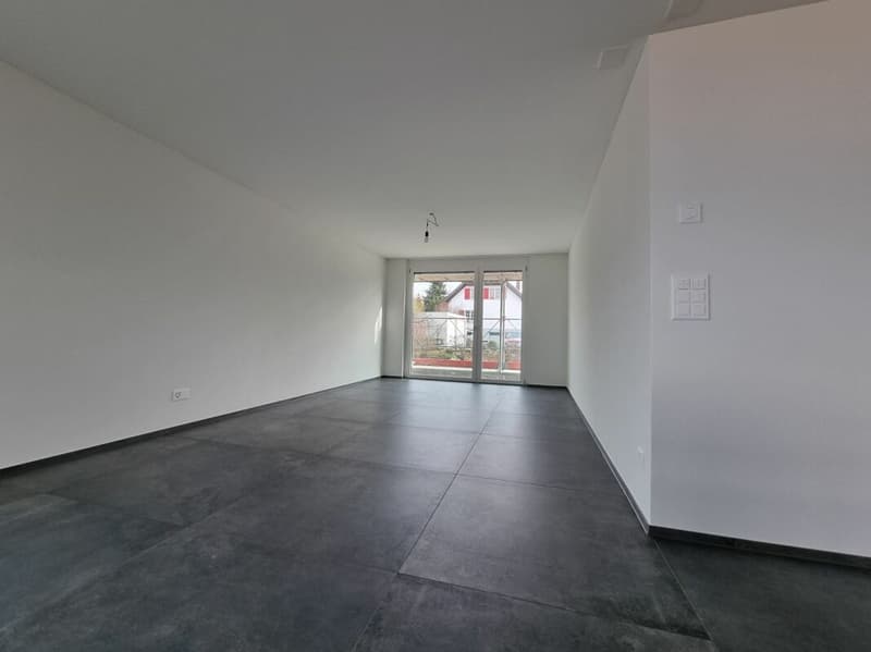 Modernes Wohnen mit Stil - attraktive 3.5-Zimmer-Wohnung mit offener Küche (4)
