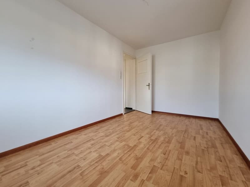 3 Zimmer-Wohnung am Friedrich Glauserweg 5, Lengnau (8)