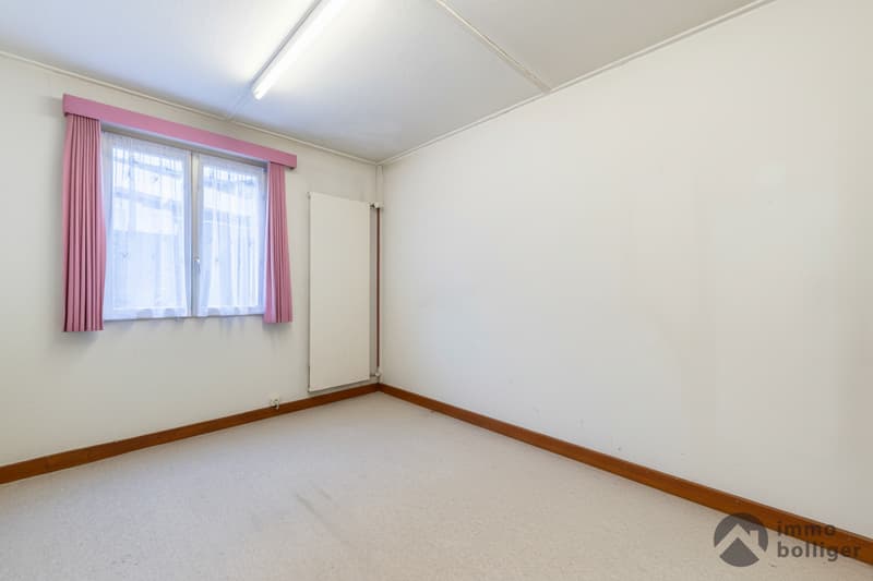 Una casa con grandi dintorni & spazio per idee (6)
