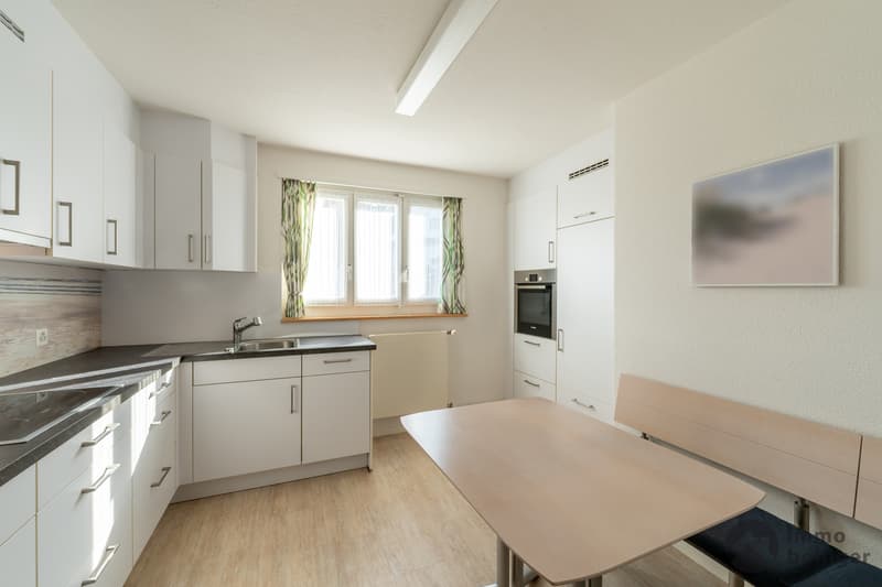 Una casa con grandi dintorni & spazio per idee (7)