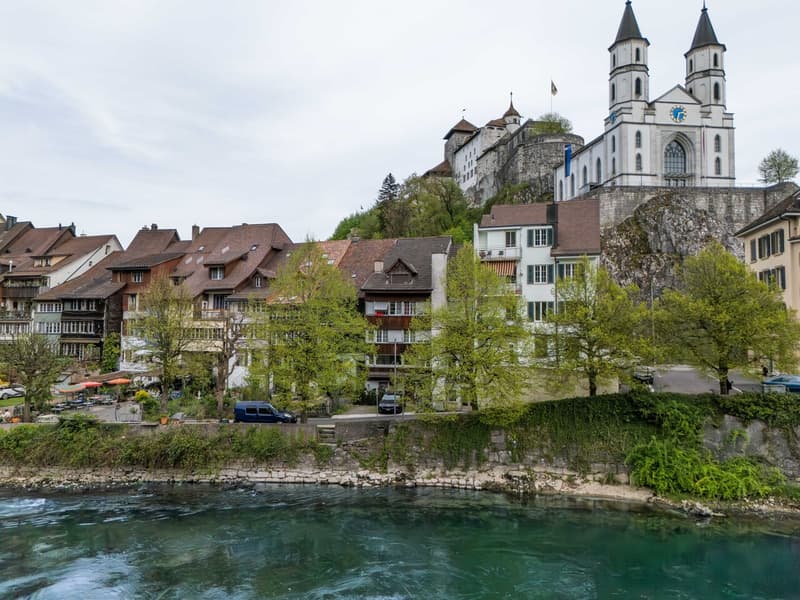 Old Town. Aare. Multi-family house. (11)