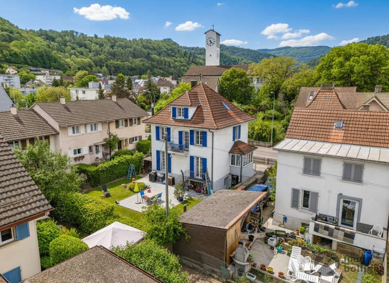 City proximity meets living quality - A home with history (12)