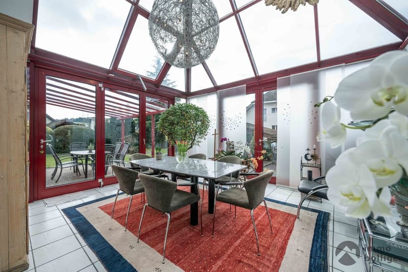 RÉSERVÉ Tout est prêt - Maison avec grand jardin d'hiver (2)