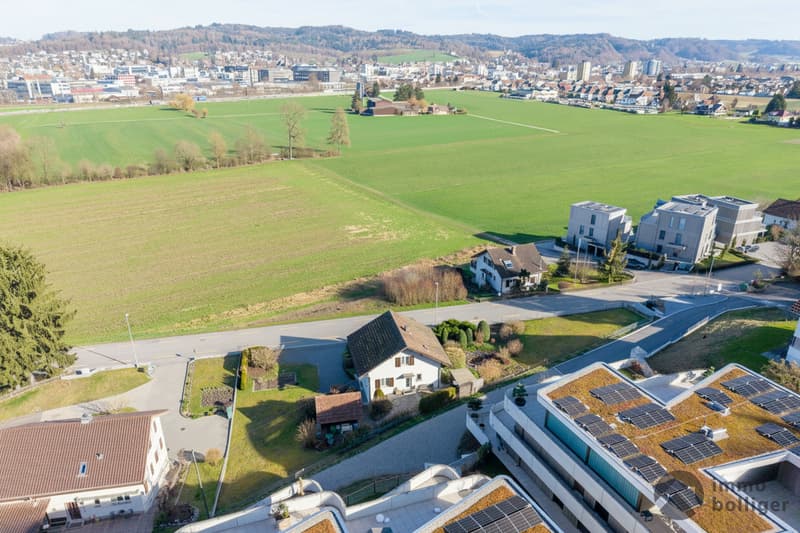 Ein Zuhause mit grossem Umschwung & Platz für Ideen (2)