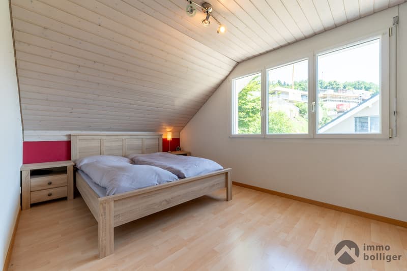 Sonnige Aussicht an erhöhter und beliebter Lage (8)
