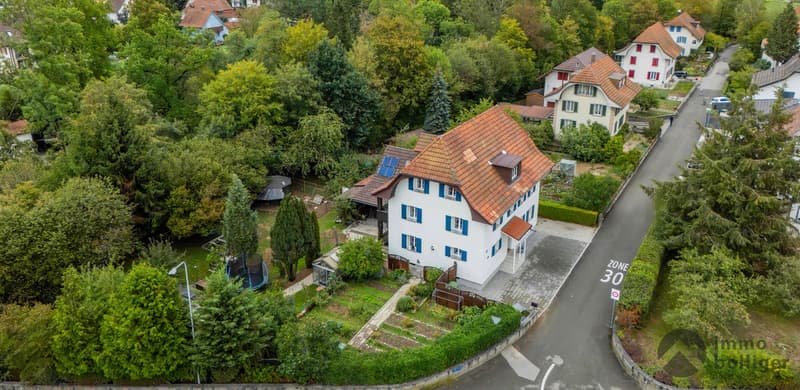 Viel Platz, grosser Garten und attraktiver Umschwung (1)