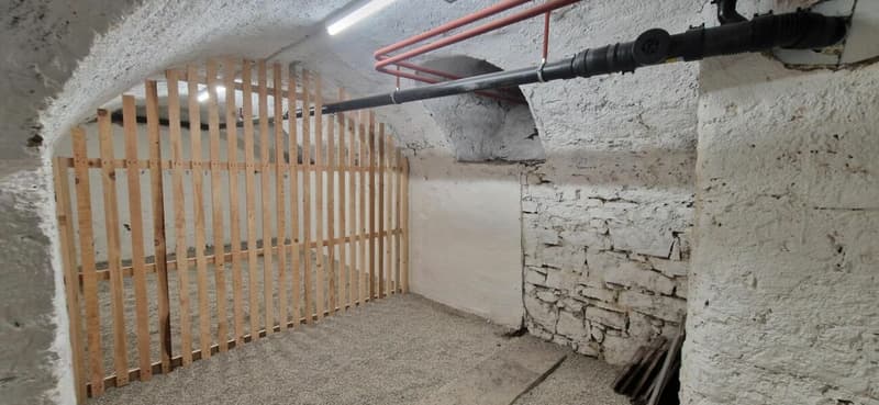 Cantine rinnovate in affitto (2)