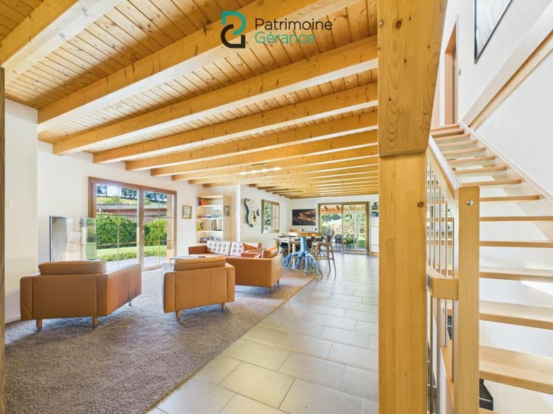 Colocation di lusso in una casa indipendente con giardino e piscina (9)