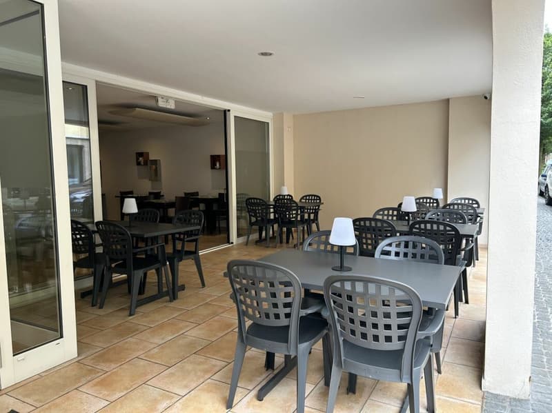 Ristorante situato in posizione ideale (11)