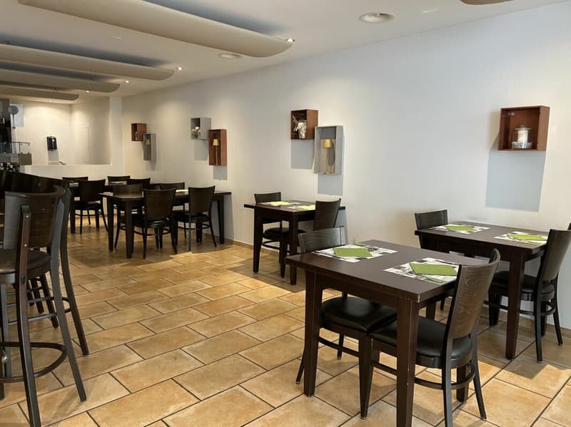 Ristorante situato in posizione ideale (8)