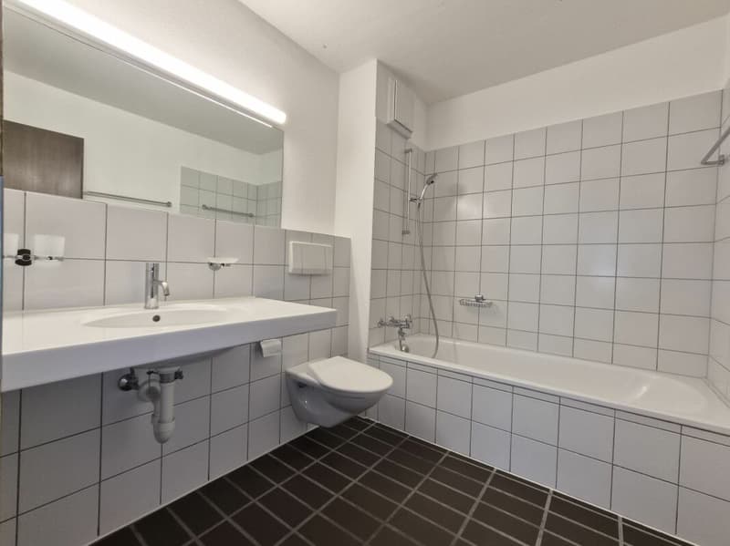 Vier-Zimmer-Wohnung im ersten Stock (8)