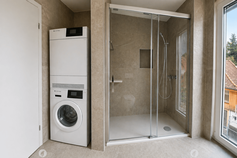Wohnung mit 4.5 Zimmern im 4. Stock (5)