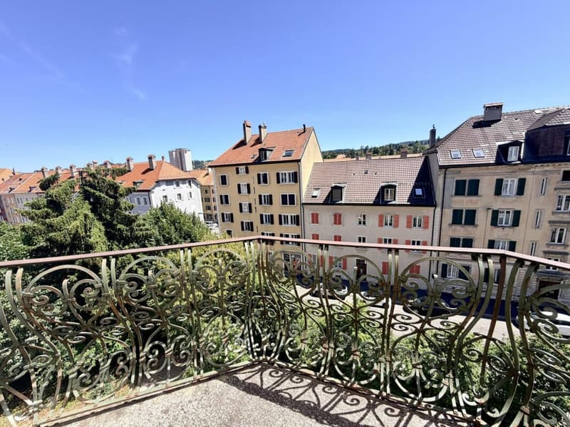 Rénové ! Appartement de 4.0 pièces avec balcon (1)